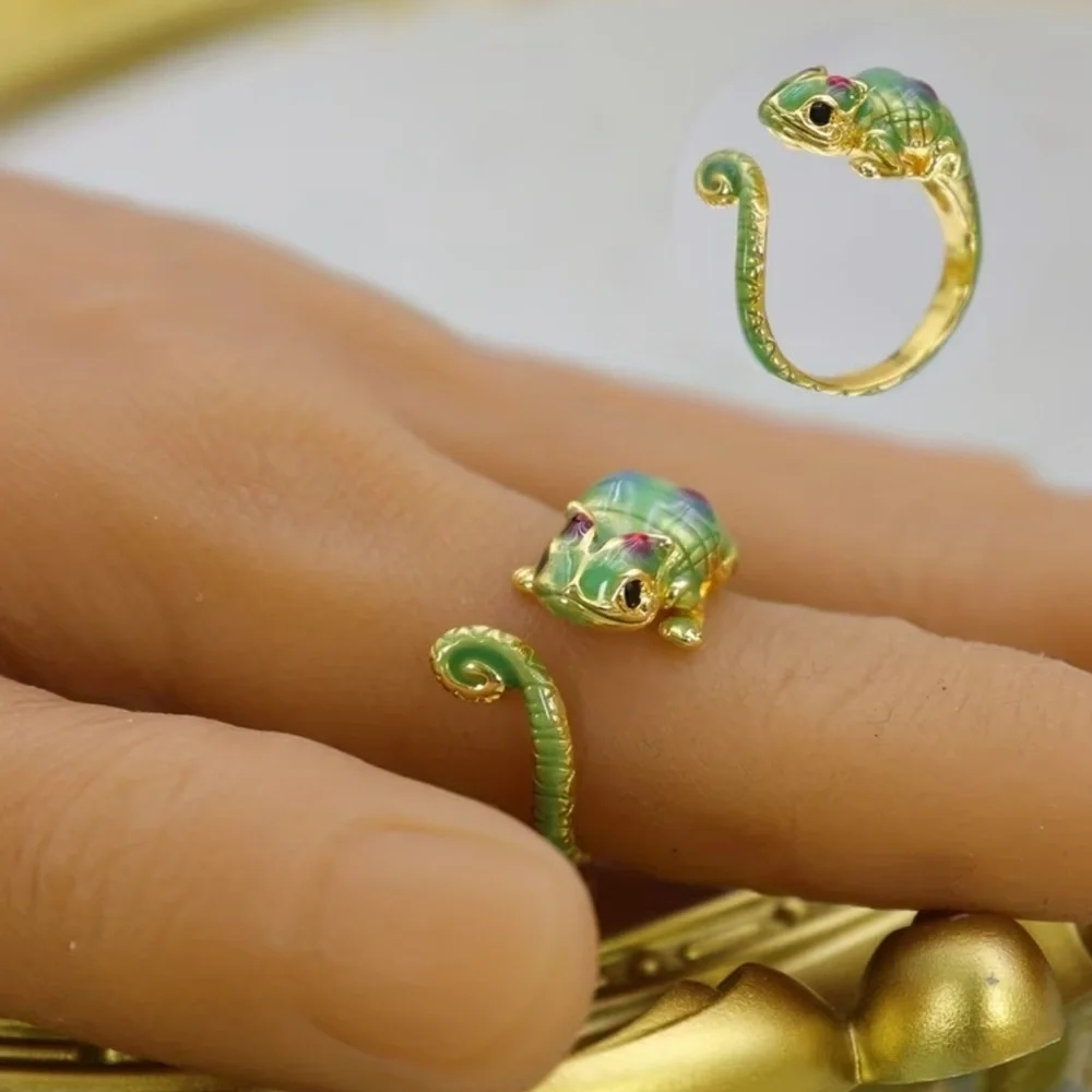 Green Chameleon Adjustable Ring. Lizard Adjustable ring. Gecko Adjustable ring - Picture 3 of 7